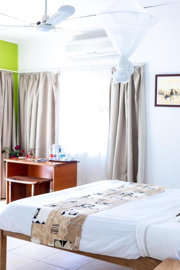 The Ad Lib Executive Lodge Lilongwe Bagian luar foto